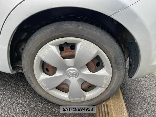 Toyota RACTIS 2007-09 8881759-9