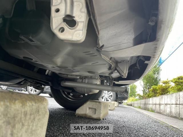 Toyota RACTIS 2007-09 8881759-11