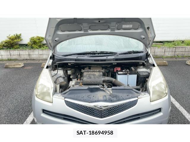 Toyota RACTIS 2007-09 8881759-21