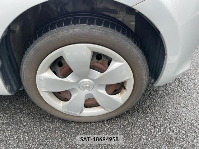 Toyota RACTIS 2007-09 8881759-7
