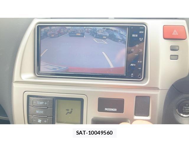 Toyota RACTIS 2009-11 8884226-12