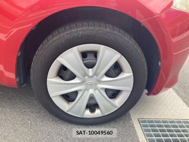 Toyota RACTIS 2009-11 8884226-2