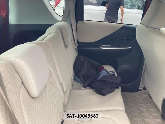 Toyota RACTIS 2009-11 8884226-5