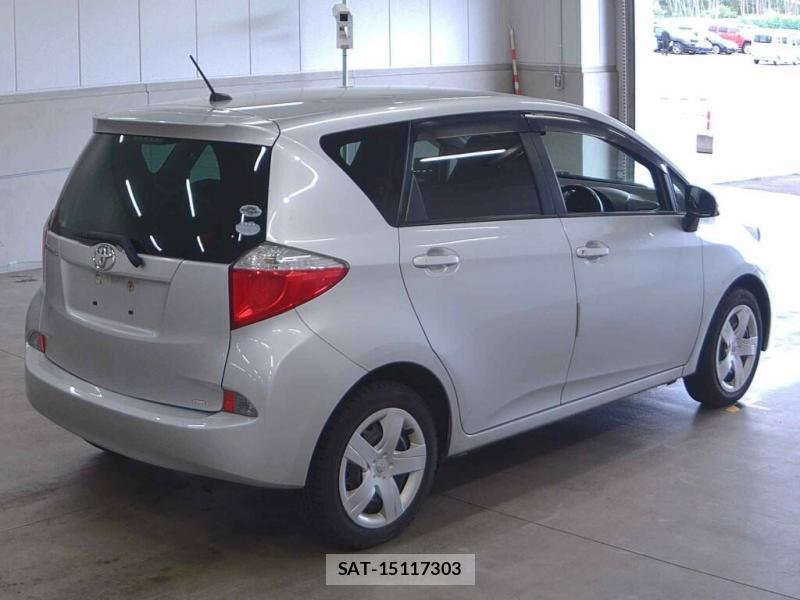 Toyota RACTIS 2011 7223064-1