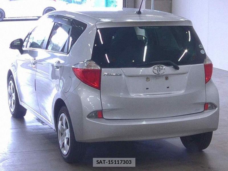 Toyota RACTIS 2011 7223064-2
