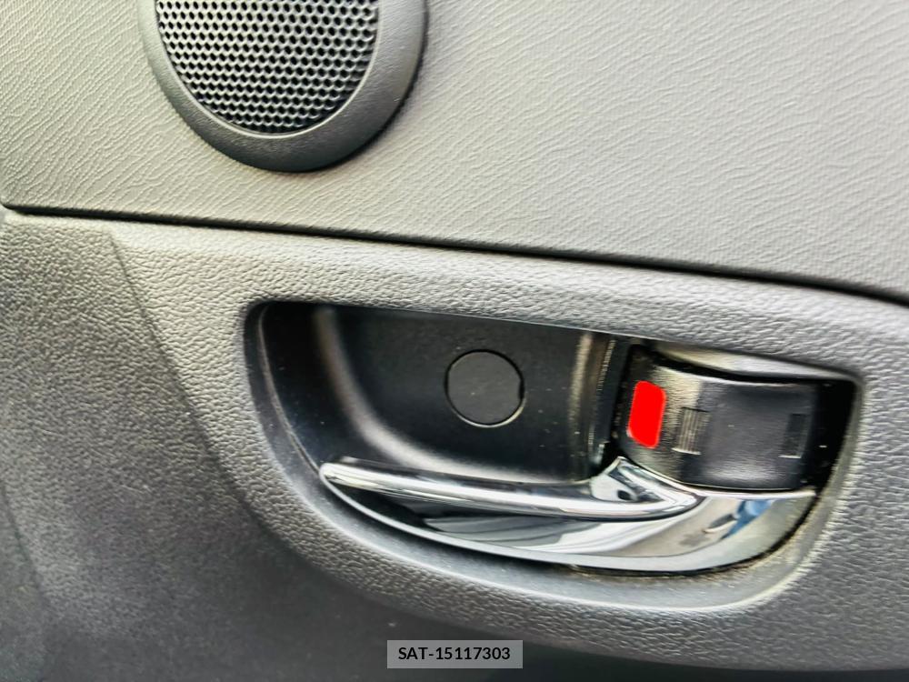 Toyota RACTIS 2011 7223064-20