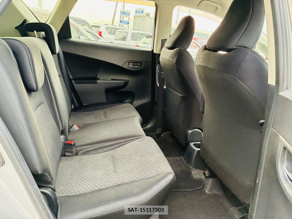Toyota RACTIS 2011 7223064-8