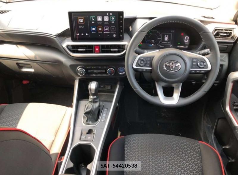 Toyota RAIZE 2024-10 1202146-9