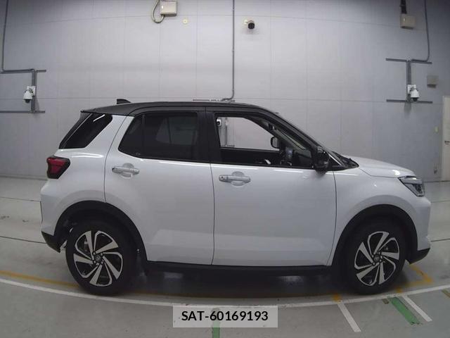 Toyota RAIZE 2025 1278020-2