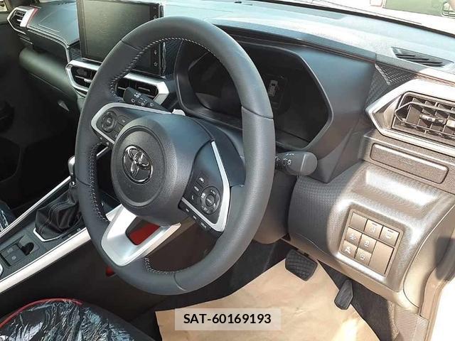 Toyota RAIZE 2025 1278020-8