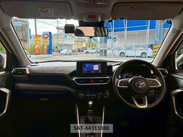 Toyota RAIZE 2025-06 6673283-2