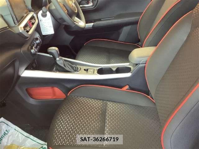 Toyota RAIZE 2024-11 6911677-14