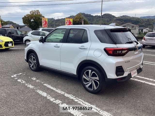 Toyota RAIZE 2024-11 6911680-12