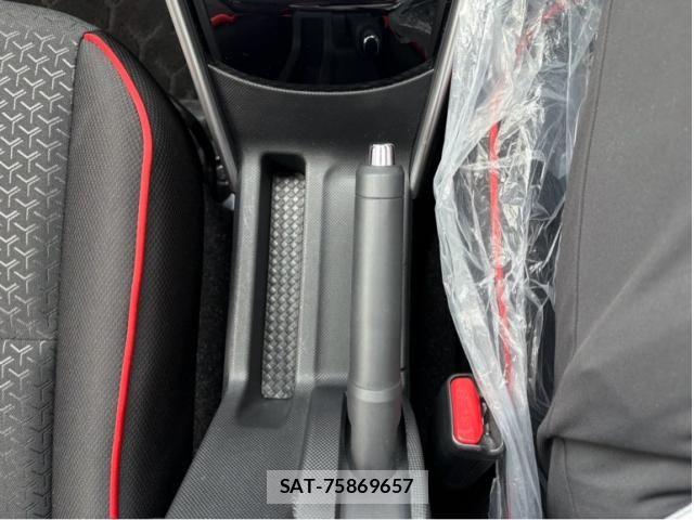 Toyota RAIZE 2020-03 7060377-13