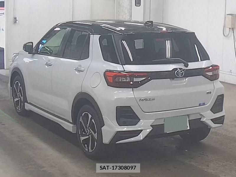 Toyota  2026-05 7349933-2