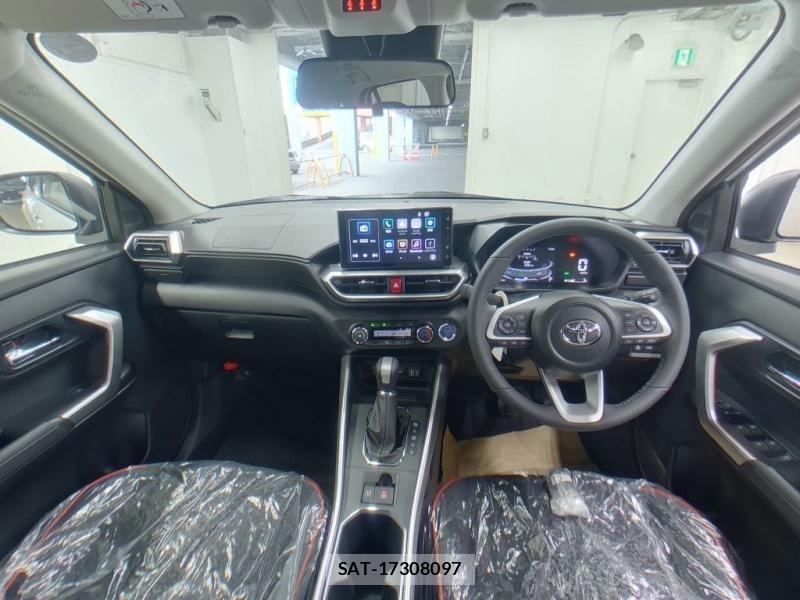 Toyota  2026-05 7349933-4