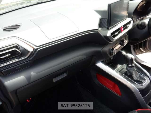 Toyota RAIZE 2020-06 7359471-13
