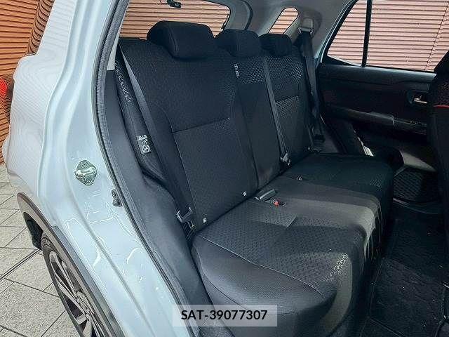 Toyota RAIZE 2023-05 7359477-8