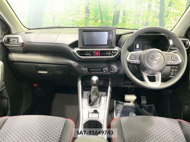 Toyota RAIZE 2025-03 7359470-1