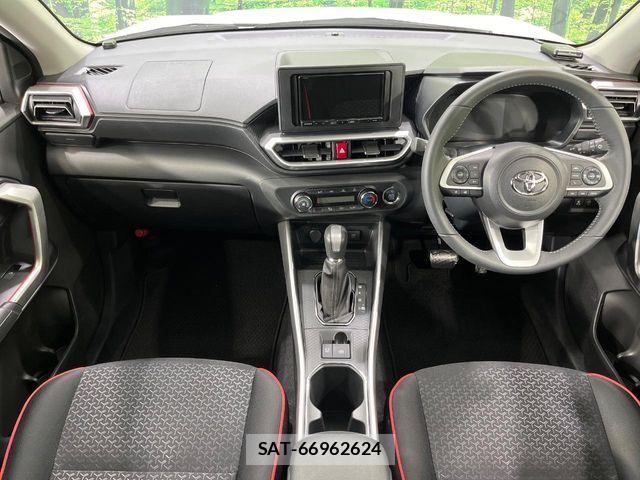 Toyota RAIZE 2025-10 7502437-1