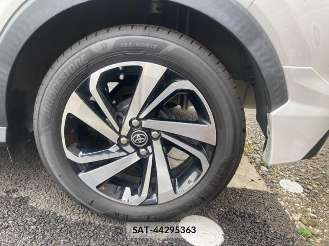 Toyota RAIZE 2020-09 7502452-7