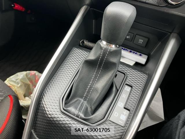 Toyota RAIZE 2020-06 7619466-16