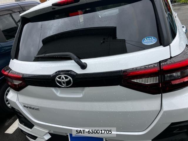 Toyota RAIZE 2020-06 7619466-3