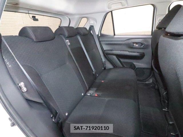 Toyota RAIZE 2022-04 7619438-4