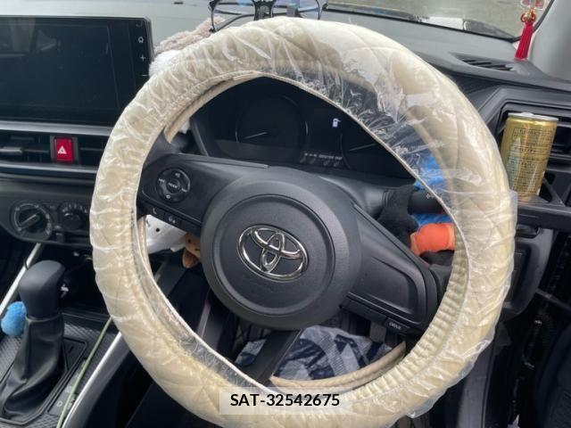 Toyota RAIZE 2022-01 7619459-21