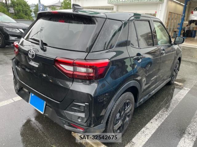 Toyota RAIZE 2022-01 7619459-2