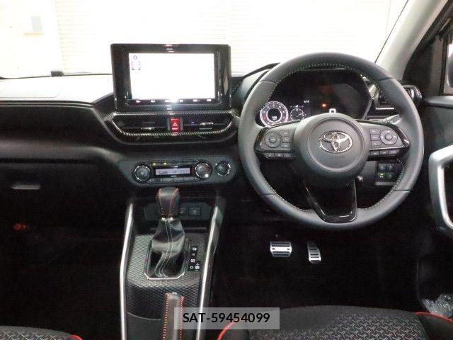 Toyota RAIZE 2020-06 7619460-2