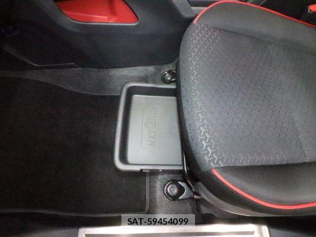 Toyota RAIZE 2020-06 7619460-6