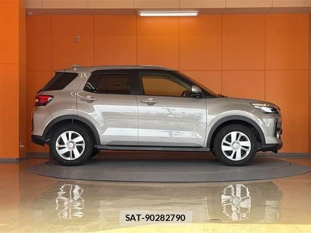 Toyota RAIZE 2025-10 7727666-9