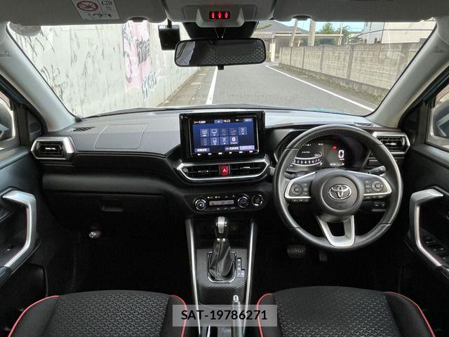 Toyota RAIZE 2020-05 8037848-6