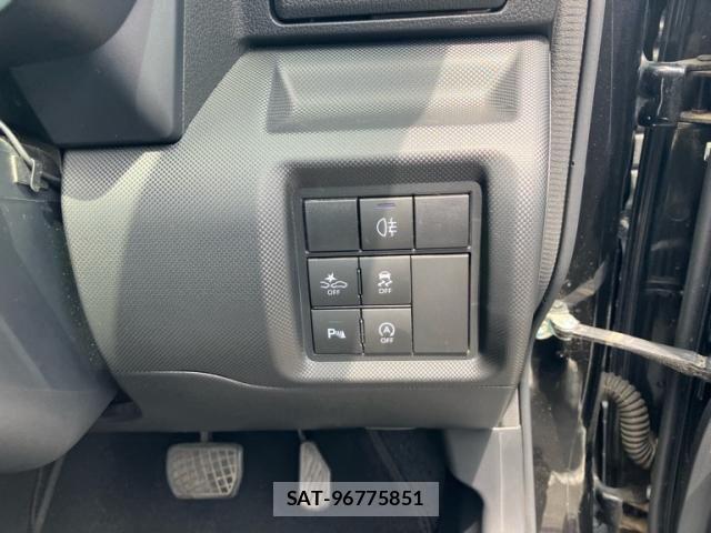 Toyota RAIZE 2021-03 8101458-18