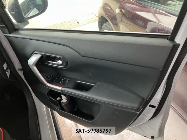 Toyota RAIZE 2020-10 8101471-13
