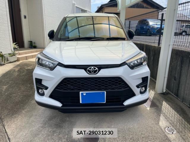 Toyota RAIZE 2021-06 8101456-1