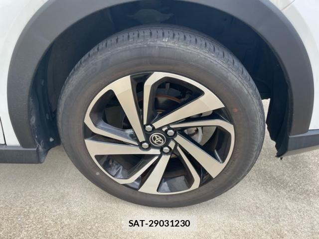Toyota RAIZE 2021-06 8101456-3