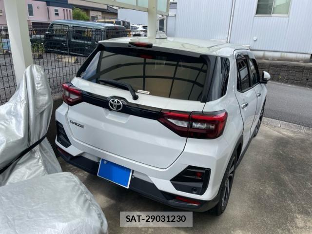 Toyota RAIZE 2021-06 8101456-5