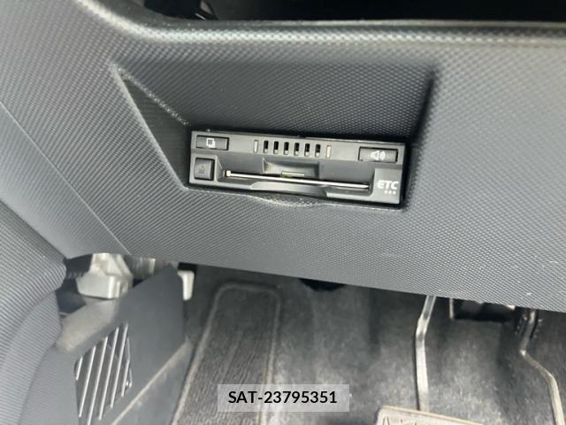 Toyota RAIZE 2021-02 8101460-14