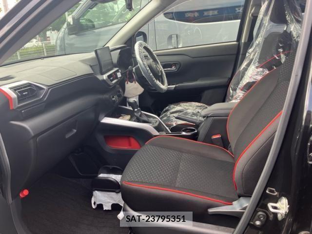 Toyota RAIZE 2021-02 8101460-28