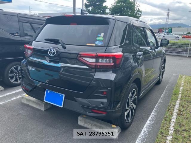 Toyota RAIZE 2021-02 8101460-3