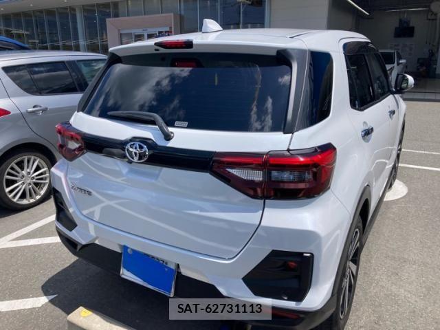 Toyota RAIZE 2023-09 8101457-7