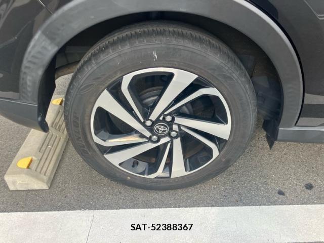 Toyota RAIZE 2021-08 8101459-4