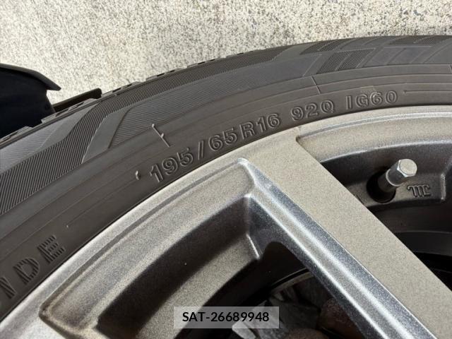 Toyota RAIZE 2020-01 8101469-28