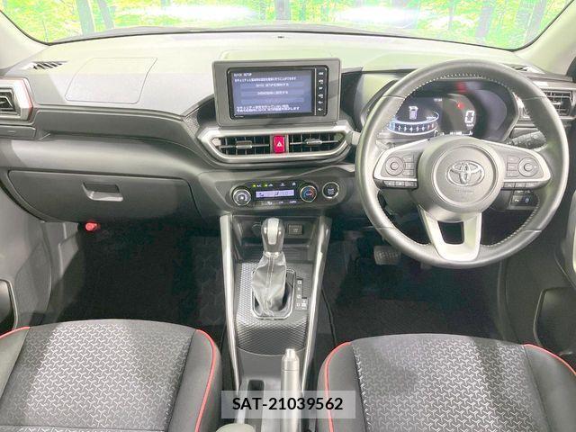 Toyota RAIZE 2020-07 8101462-1