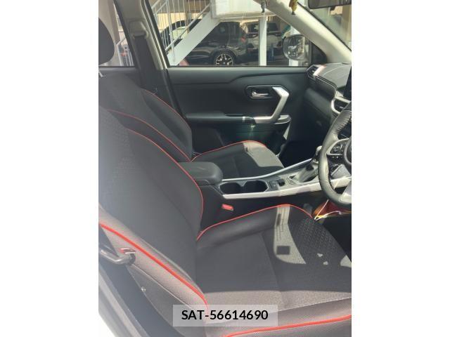 Toyota RAIZE 2022-06 8101461-10