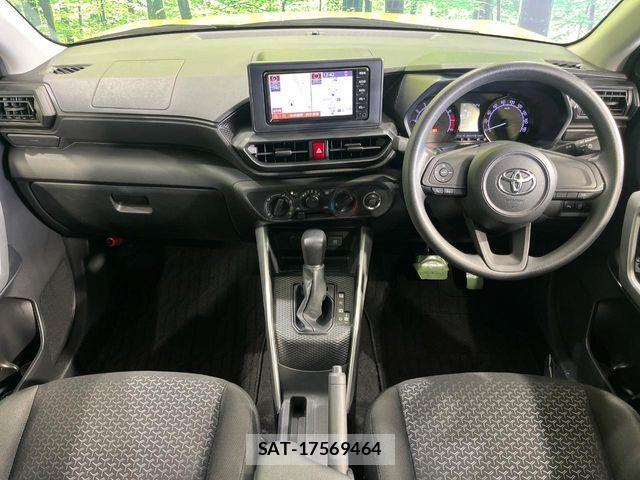 Toyota RAIZE 2019-11 8132036-1