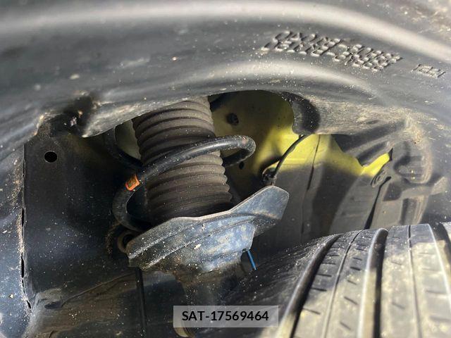 Toyota RAIZE 2019-11 8132036-19