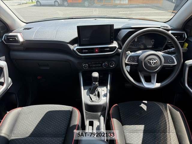 Toyota RAIZE 2020-06 8132037-1